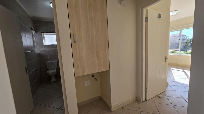 2 Bedroom Property for Sale in Reebok Western Cape